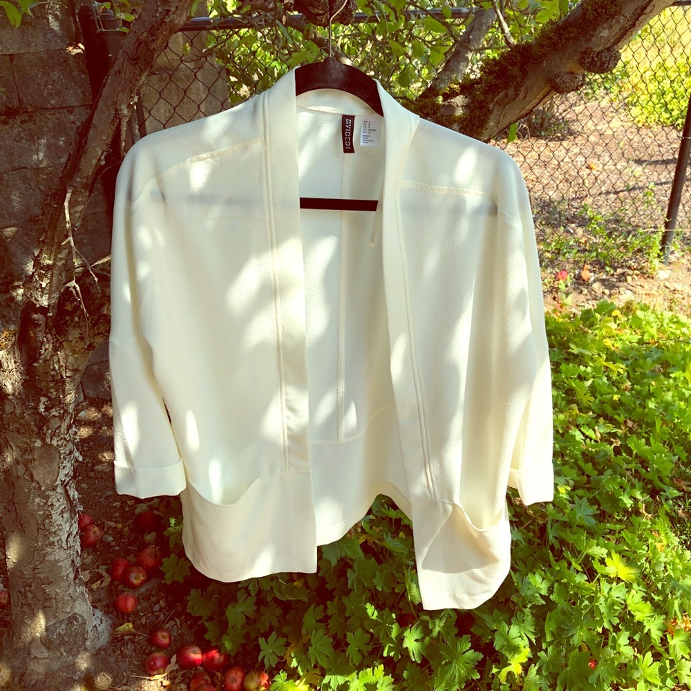 🌹🌹OFF WHITE BLAZER/KIMONO🌹🌹